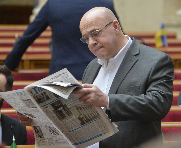 Пленарне засідання Верховної Ради України.

Народні депутати продовжують розглядати правок до законопроекту про внесення змін до деяких законодавчих актів України щодо обігу земель сільськогосподарського призначення №2178-10.
Олександр Копиленко СН 
