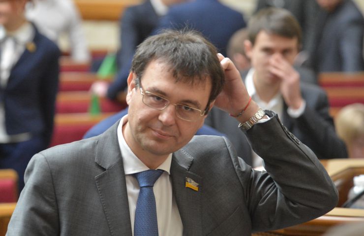 Пленарне засідання Верховної Ради України.

Народні депутати продовжують розглядати правки до законопроекту про внесення змін до деяких законодавчих актів України щодо обігу земель сільськогосподарського призначення №2178-10.
Данило Гетьманцев СН
