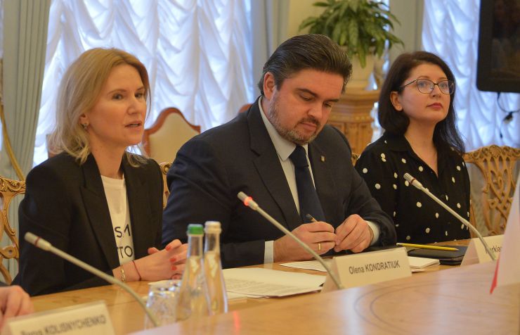 Зустріч заступника Голови Верховної Ради України Олени Кондратюк із Головою Комітету з питань оборони Палати депутатів Парламенту Чеської Республіки Яною Черноховою