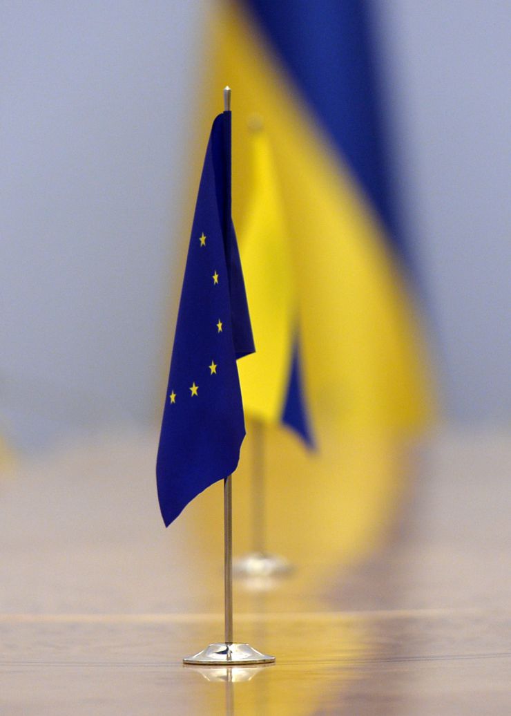 Голова Верховної Ради України Дмитро Разумков провів зустріч з Президентом Європейського Парламенту 2002-2004 років Петом Коксом.

 В зустрічі також взяли участь Перший заступник Голови Верховної Ради України Руслан Стефанчук, Заступниця Голови Верховної Ради України Олена Кондратюк.
