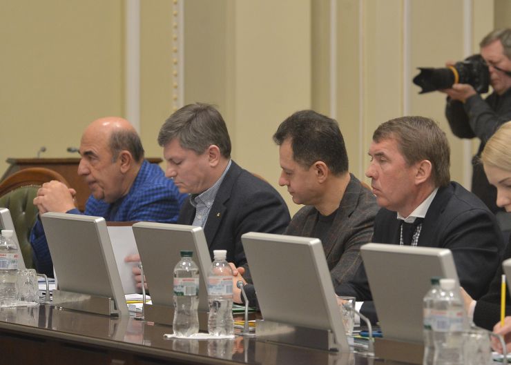 Засідання Погоджувальної ради у Верховній Раді України. Вадим Рабінович ОП Артур Герасимов ЕС Тарас Батенко ЗА Олег Кулініч ДОВІРА