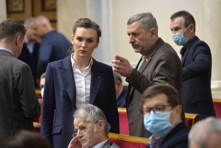 Позачергове пленарне засідання Верховної Ради України.
Соломія Бобровська ( голос), Ахтем Чийгоз (ЕС)