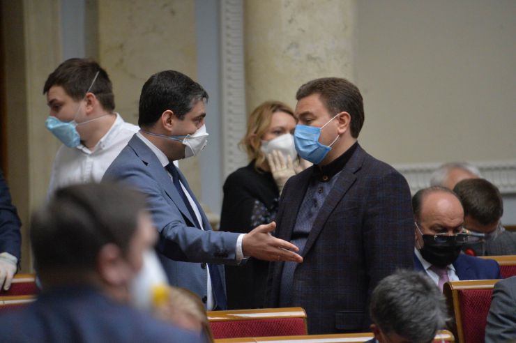 Позачергове пленарне засідання Верховної Ради України дев’ятого скликання.