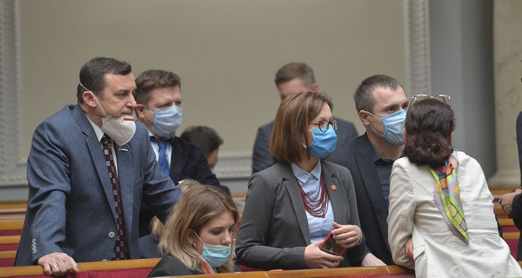 Позачергове пленарне засідання Верховної Ради України дев’ятого скликання.

Народні депутати 295-ма голосами прийняли за основу проект Закону «Про внесення змін до деяких законів України щодо безпеки використання ядерної енергії» (№2372). Також було прийнято рішення про скорочення термінів подання альтернативних законопроектів.

Народні депутати 321 голосом включили до порядку денного проект Закону «Про внесення змін до Кодексу України про адміністративні правопорушення щодо штрафних балів» (№2809). Законопроект розглядався без обговорення.
