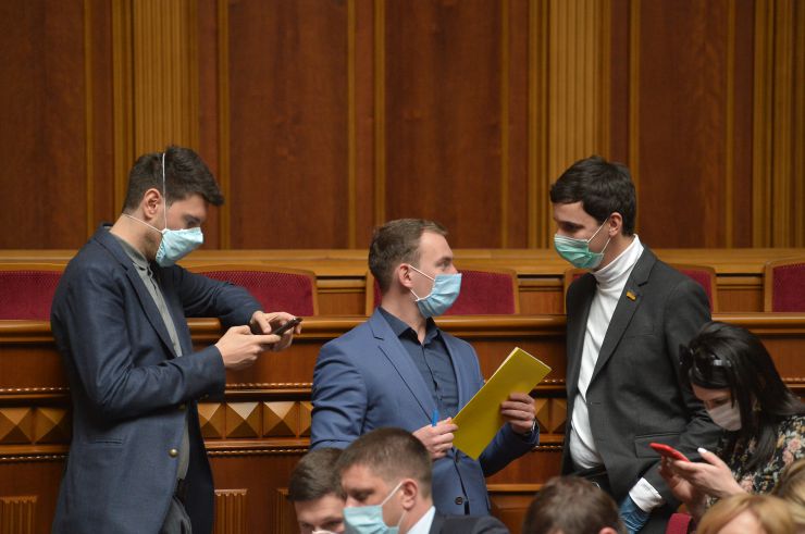 Позачергове пленарне засідання Верховної Ради України дев’ятого скликання.

Народні депутати 295-ма голосами прийняли за основу проект Закону «Про внесення змін до деяких законів України щодо безпеки використання ядерної енергії» (№2372). Також було прийнято рішення про скорочення термінів подання альтернативних законопроектів.

Народні депутати 321 голосом включили до порядку денного проект Закону «Про внесення змін до Кодексу України про адміністративні правопорушення щодо штрафних балів» (№2809). Законопроект розглядався без обговорення.
