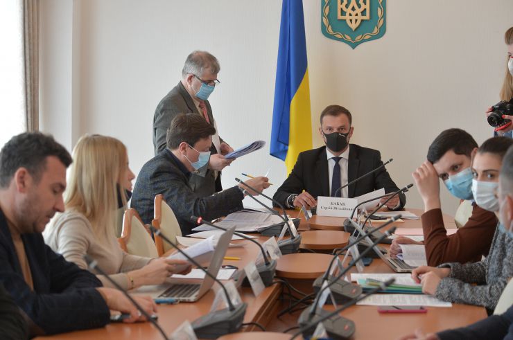 Голова Комітету Верховної Ради України з питань освіти, науки та інновацій Сергій Бабак під час засідання комітету, на якому, зокрема, розглядався Проект Закону про внесення змін до Закону України “Про вищу освіту” щодо покращення соціально-економічного становища студентів в Україні. 