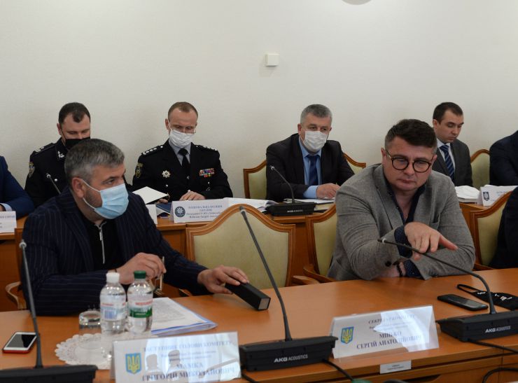 Позачергове засідання Комітету Верховної Ради України з питань правоохоронної діяльності щодо ситуації, яка сталася в Кагарлицькому відділі поліції в ніч з 23 на 24 травня 2020 року. На засідання буде запрошено керівництво Національної поліції України та Державного бюро розслідувань.