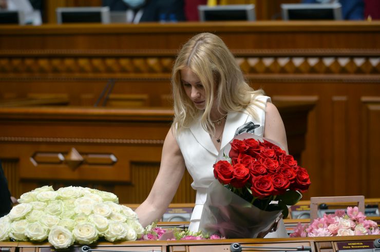 
Ранкове пленарне засідання Верховної Ради України

Народні депутати продовжили розгляд у першому читанні проекту Закону про внесення змін до деяких законодавчих актів України щодо запровадження на ринку природного газу обліку та розрахунків за обсягом газу в одиницях енергії №2553.
Головуючий нагадав, що законопроект обговорено і залишилося лише голосування.
281 голосом законопроект прийнято за основу.
Верховна Рада 334 голосами «за» прийняла у другому читанні і в цілому проекту Закону про внесення змін до Закону України 