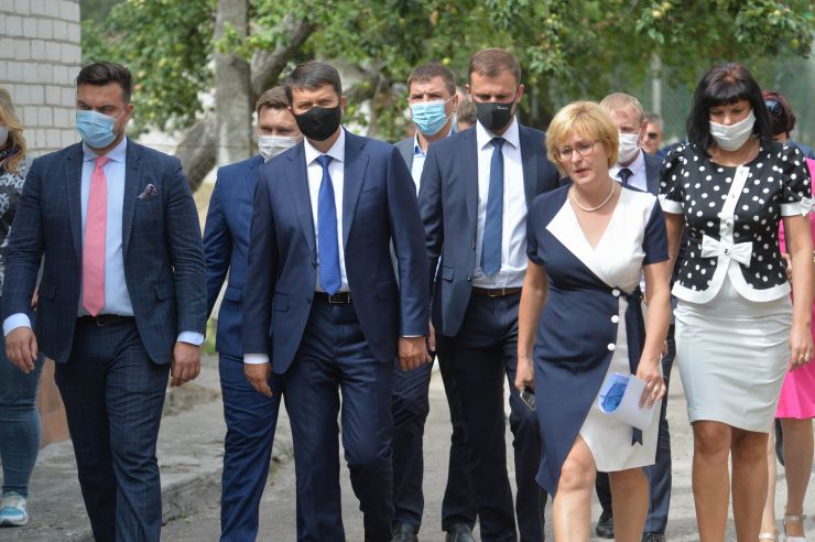 Робоча поїздка  Голови Верховної Ради України Дмитра РАЗУМКОВА 
до Чернігівської області.

Ознайомлення з роботою Куликівської  селищної ОТГ Куликівського району
