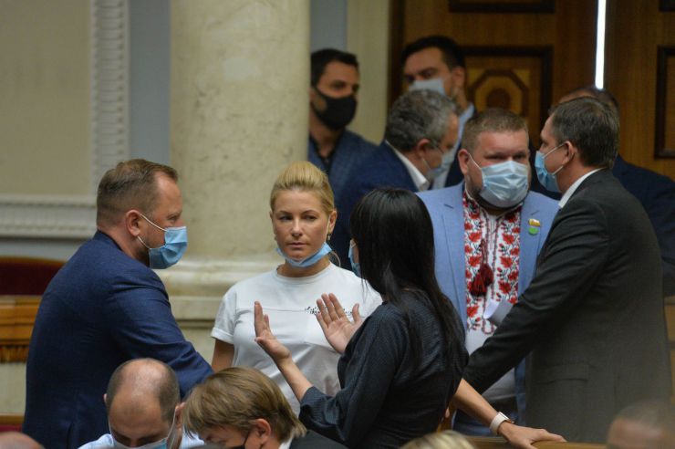 Позачергове засідання Верховної Ради України.

Прийнято Закон 