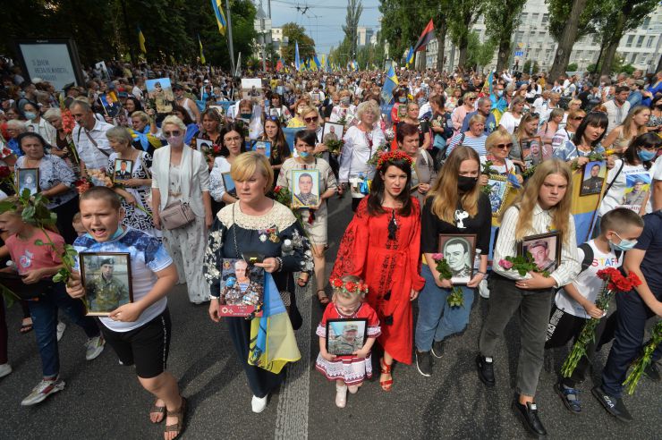 У Києві з нагоди Дня Незалежності України пройшов Марш захисників України.