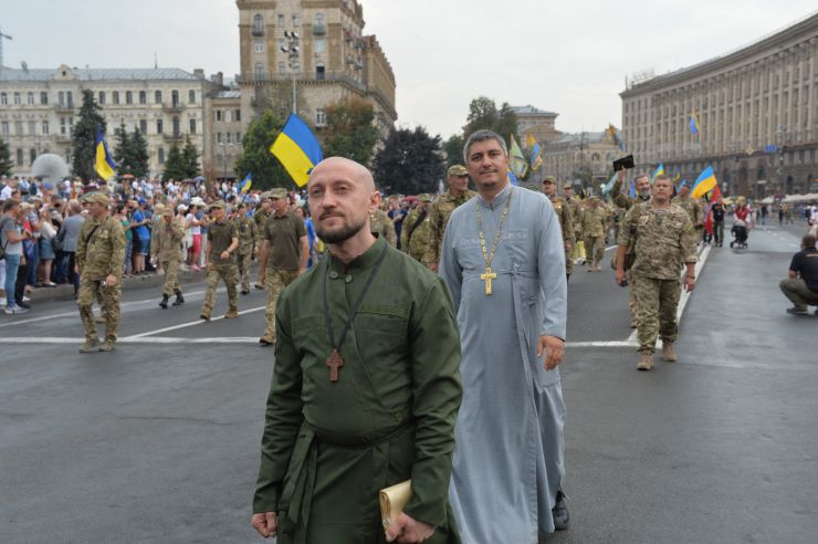 У Києві з нагоди Дня Незалежності України пройшов Марш захисників України.