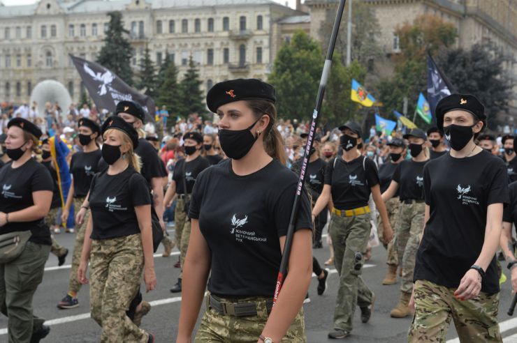 У Києві з нагоди Дня Незалежності України пройшов Марш захисників України.
