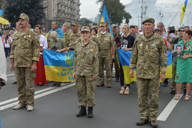 У Києві з нагоди Дня Незалежності України пройшов Марш захисників України.