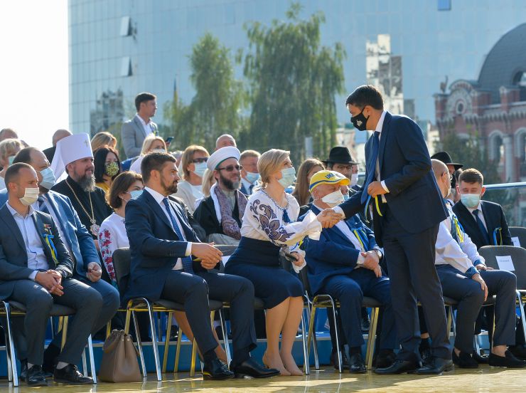Голова Верховної Ради України Дмитро Разумков взяв участь в урочистих заходах з нагоди 29-ї річниці Незалежності України.
У святкуванні Дня Незалежності України взяли участь: Президент України  Володимир Зеленський та перша леді,  керівництво Верховної Ради України, Прем’єр-міністр України Денис Шмигаль, народні депутати України, урядовці, представники громадськості.

У Києві на Софійській площі Президент України Володимир Зеленський звернувся до українців з промовою та вручив державні нагороди.

