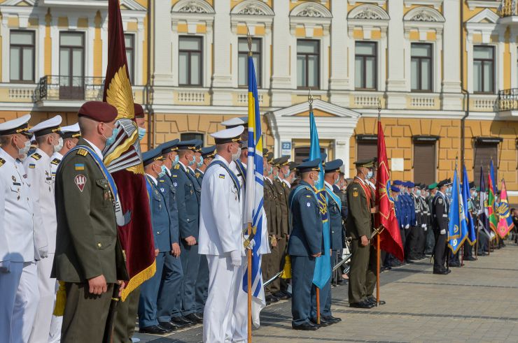Голова Верховної Ради України Дмитро Разумков взяв участь в урочистих заходах з нагоди 29-ї річниці Незалежності України.
У святкуванні Дня Незалежності України взяли участь: Президент України  Володимир Зеленський та перша леді,  керівництво Верховної Ради України, Прем’єр-міністр України Денис Шмигаль, народні депутати України, урядовці, представники громадськості.

У Києві на Софійській площі Президент України Володимир Зеленський звернувся до українців з промовою та вручив державні нагороди.
