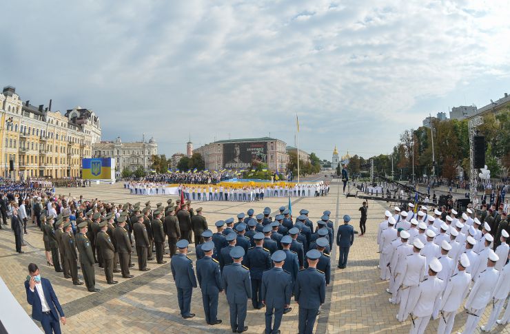 Голова Верховної Ради України Дмитро Разумков взяв участь в урочистих заходах з нагоди 29-ї річниці Незалежності України.
У святкуванні Дня Незалежності України взяли участь: Президент України  Володимир Зеленський та перша леді,  керівництво Верховної Ради України, Прем’єр-міністр України Денис Шмигаль, народні депутати України, урядовці, представники громадськості.

У Києві на Софійській площі Президент України Володимир Зеленський звернувся до українців з промовою та вручив державні нагороди.
