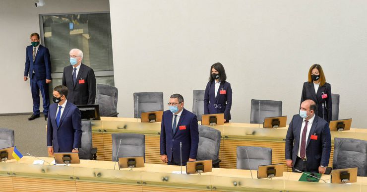 Участь Голови Верховної Ради України Дмитра Разумкова в урочистій частині пленарного засідання Сейму Литовської Республіки, присвяченої 30-й річниці відновлення незалежності Литви.
