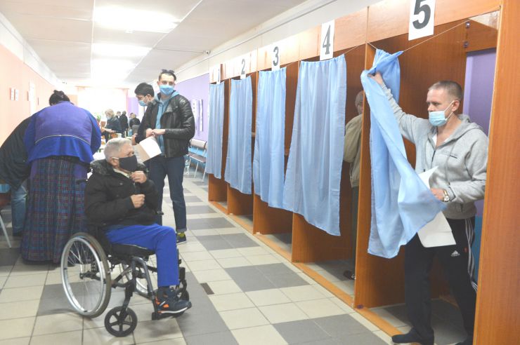 Вибори до місцевих та міських  рад. Дарницький район м Київ, виборча дільниця 800132 