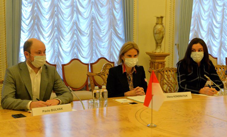 Зустріч Заступниці Голови Верховної Ради України Олени Кондратюк із заступником Голови Ради Народних Представників Республіки Індонезія паном Азісом Сямсуддіном
