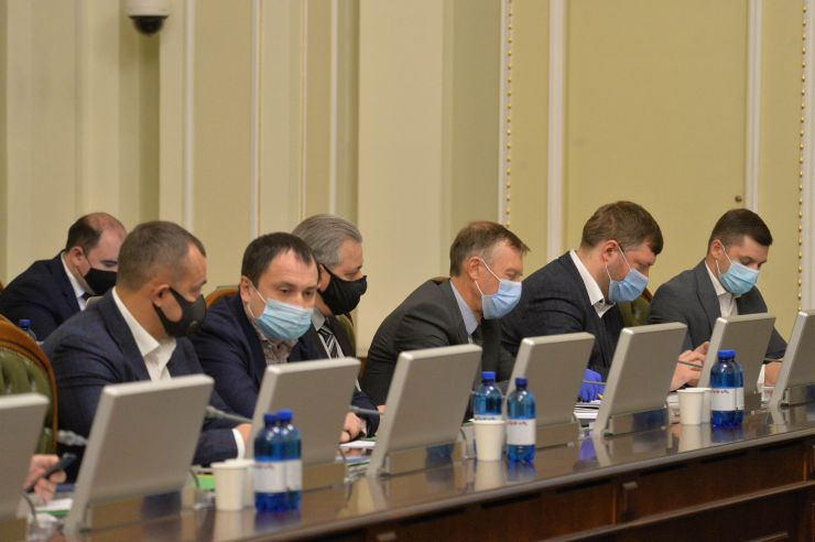 Засідання Погоджувальної ради депутатських фракцій (депутатських груп) Верховної Ради України. Сергій Рахманін -Голос, Сергій Соболєв - Батьківщина, Олександр Корнієнко -СН, представник уряду у ВР- Василь Мокан -СН 