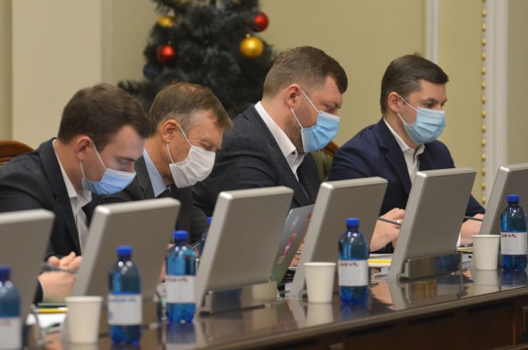 Засідання Погоджувальної ради депутатських фракцій (депутатських груп) Верховної Ради України. Ярослав Железняк (ГОЛОС) Сергій Соболєв (Б) Олександр Корнієнко (СН)
Василь Мокан (СН)
 