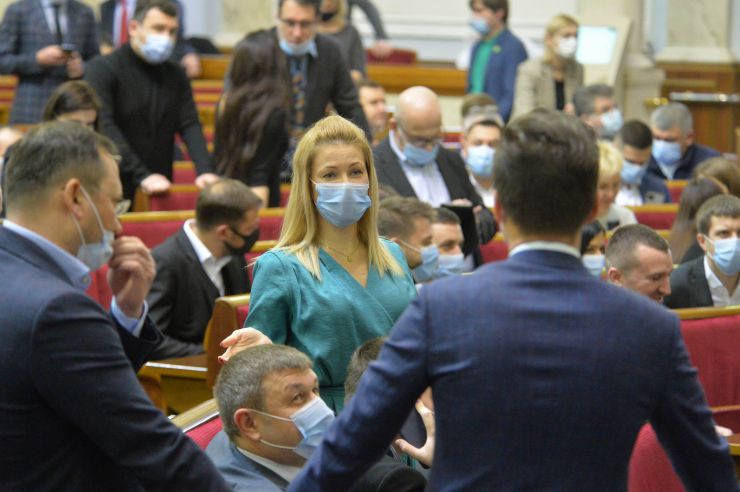 Пленарне засідання Верховної Ради України.

Голова Верховної Ради України Дмитро Разумков відкрив пленарне засідання.
Прийнято Закон 