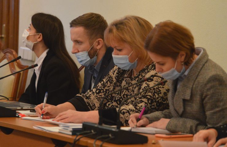 Комітет Верховної Ради України з питань антикорупційної політики провів засідання у форматі відеоконференції.
Проекти законів України, у підготовці яких на розгляд Верховної Ради України Комітет приймає участь.
Про проект Закону про внесення змін до Закону України «Про запобігання корупції» щодо роботи близьких осіб військових посадових осіб 
 