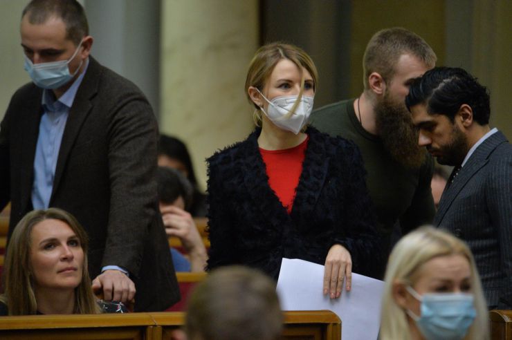 Голова Верховної Ради України Дмитро Разумков відкрив пленарне засідання. 
Дмитро Разумков зазначив, що сьогодні Міжнародний день пам’яті жертв Голокос
На пропозицію Голови Верховної Ради України народні депутати хвилиною мовчання вшанували пам’ять всіх загиблих.
Прийнято проект Закону 