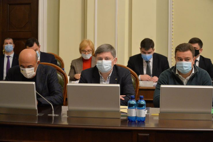 Засідання Погоджувальної ради депутатських фракцій (депутатських груп) ВР. Вадим Рабінович-ОПЗЖ, Артур Герасимов-ЄС, Віктор Бондар-За майбутнє, Олег Кулініч-Довіра