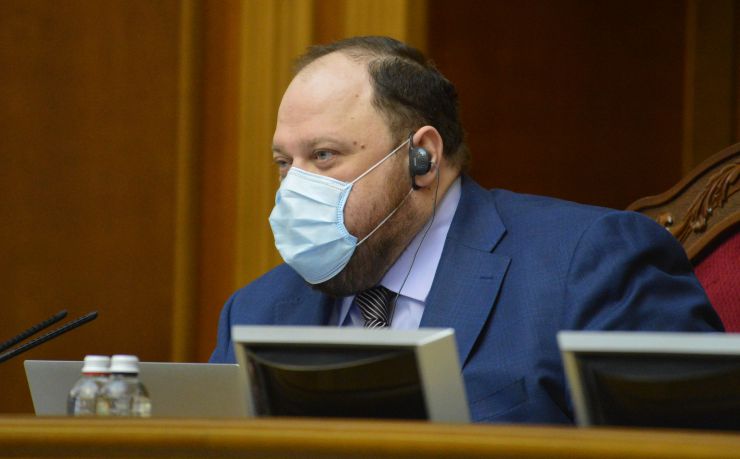 Пленарне засідання Верховної Ради України.

Голова Верховної Ради України Дмитро Разумков відкрив пленарне засідання. 
Із заявою від двох фракцій виступив народний депутат Вадим Рабинович. Заява стосувалася вимкнення трьох опозиційних телеканалів. 

Із заявою від двох фракцій виступила народний депутат Марія Мезенцева. Вона коротко відзвітувала про роботу парламентської делегації України під час першої сесії ПАРЄ.

Прийнято за основу проект Закону 