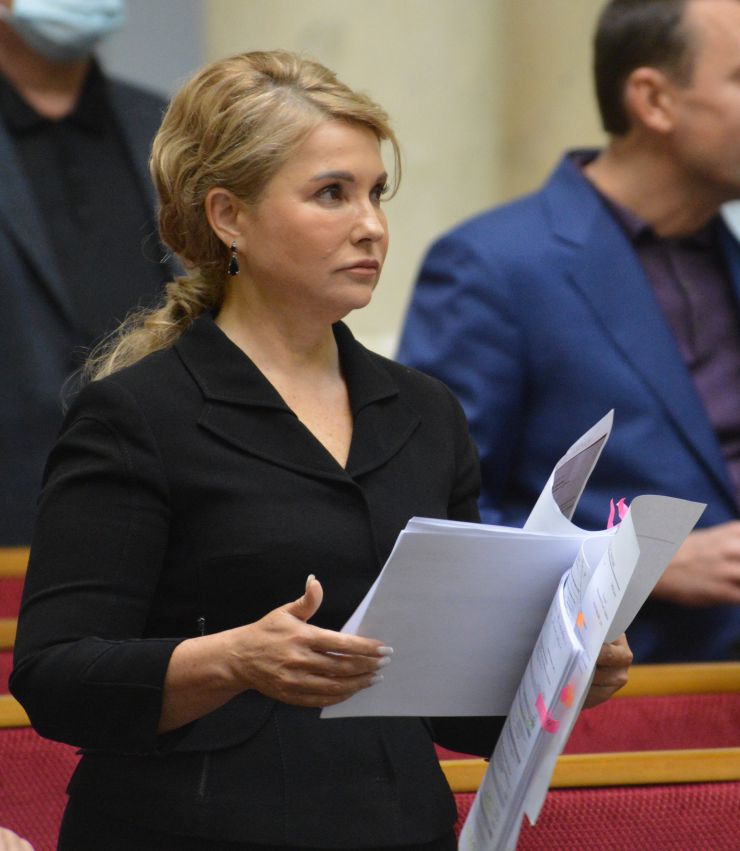 Пленарне засідання Верховної Ради України.

Голова Верховної Ради України Дмитро Разумков відкрив пленарне засідання.
До порядку денного було включено проект Постанови про Звернення Верховної Ради України до Організації Об’єднаних Націй, Європейського Парламенту, Парламентської Асамблеї Ради Європи, Парламентської Асамблеї ОБСЄ, Парламентської Асамблеї НАТО, Парламентської Асамблеї ОЧЕС, урядів і парламентів держав світу щодо засудження тимчасової окупації Автономної Республіки Крим та міста Севастополь, порушень прав і свобод людини на тимчасово окупованих територіях та щодо звільнення політичних в’язнів - громадян України №4655.  За результатами голосування проект Постанови №4655 314 голосами прийнято в цілому. Юлія Тимошенко Б
