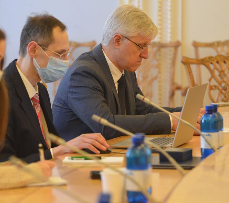 Під головуванням Першого заступника Голови Верховної Ради України Руслана Стефанчука відбулося засідання Робочої групи з розробки проектів законів з питань народовладдя. Член ЦВК Володимир Перепелюк, Член ЦВК Павло Любченко