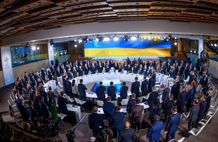 Голова Верховної Ради України Дмитро Разумков,  Президент Володимир Зеленський взяли участь у засіданні Ради розвитку громад та територій у межах Всеукраїнського форуму «Україна 30». Стефанчук , Шмигаль