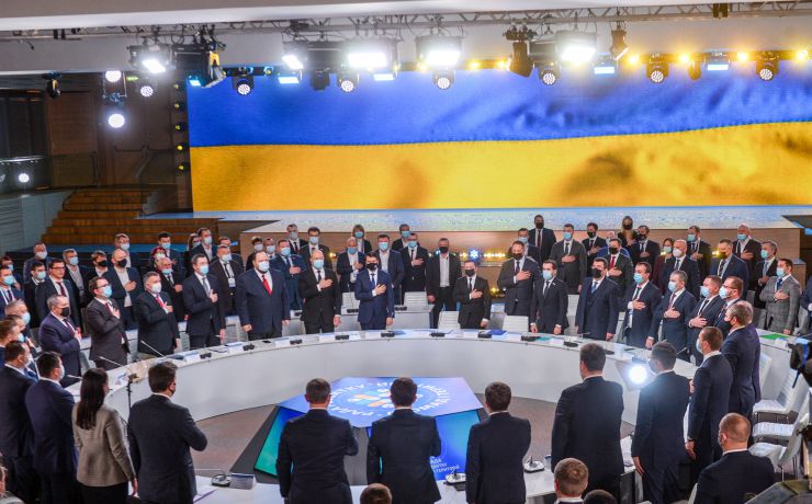 Голова Верховної Ради України Дмитро Разумков,  Президент Володимир Зеленський взяли участь у засіданні Ради розвитку громад та територій у межах Всеукраїнського форуму «Україна 30». Стефанчук , Шмигаль