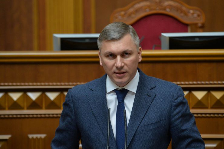 Пленарне засідання Верховної Ради України.
Пленарне засідання відкрив Перший заступник Голови Верховної Ради України Руслан Стефанчук.
Із заявою від двох фракцій виступив народний депутат Михайло Забродський.
Головуючий повідомив про процедуру розгляду Звіту під час пленарного засідання і надав слово для доповіді виконуючому обов'язки директора Державного бюро розслідувань Олексію Сухачову. В.о. директора ДБР Олексій Сухачов
