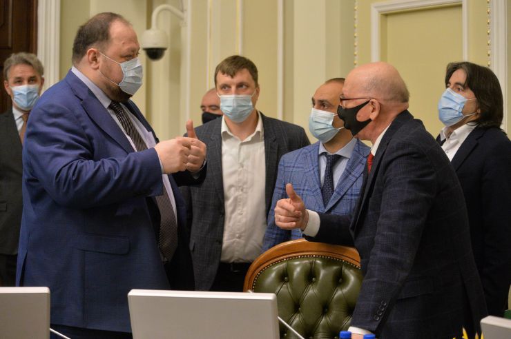 Засідання Погоджувальної ради депутатських фракцій (депутатських груп) у ВР. 
Перший заступник Голови ВР Руслан Стефанчук, Теплюк Михайло В.о. Керівника Апарату, Заступник Керівника Апарату - керівник Головного юридичного управління
