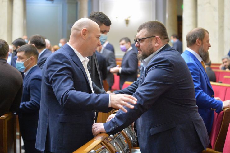 Пленарне засідання Верховної Ради України. Степан Чернявський-СН,справа Микола Галушко-СН