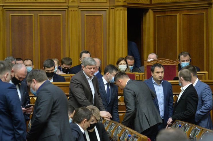 Пленарне засідання Верховної Ради України.

Голова Верховної Ради України Дмитро Разумков відкрив пленарне засідання.
Головуючий нагадав, що у п’ятницю проводиться «година запитань до Уряду».
Розпочалася «година запитань до Уряду». 
Головуючий надав слово для виступу Міністру охорони здоров’я Максиму Степанову.
