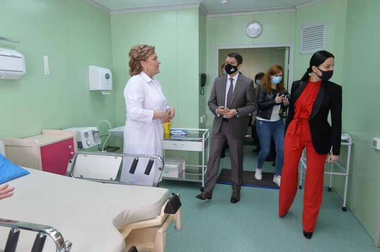 Робоча поїздка  Голови Верховної Ради України Дмитра Разумковадо Волинської області.
 КП «Волинське територіальне медичне об’єднання захисту материнства і дитинства»  Волинської обласної ради. (м. Луцьк, вул. Загородня, 20).
Ознайомлення із роботою медичного закладу.
Генеральний директор Ірина Горавська
