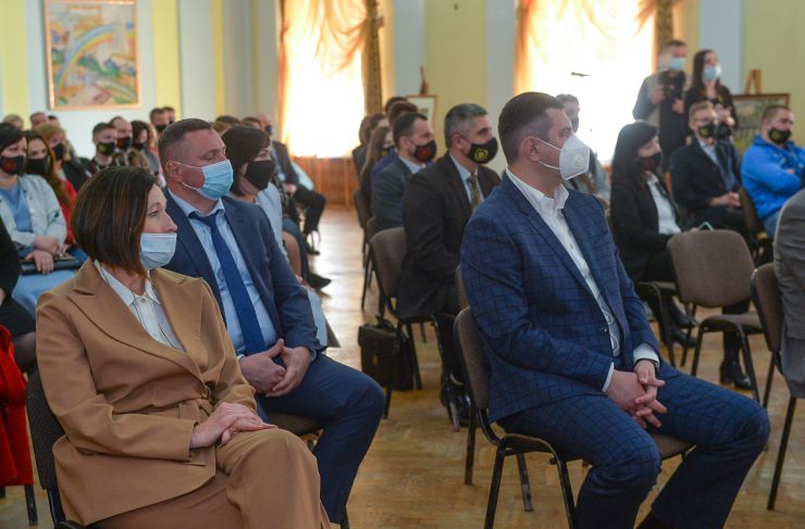 Робоча поїздка  Голови Верховної Ради України Дмитра Разумкова до Волинської області.
Переїзд до Волинського національного університету імені Лесі Українки. (м. Луцьк, проспект Волі, 13).
Ознайомлення з науково-педагогічною діяльністю навчального закладу.
