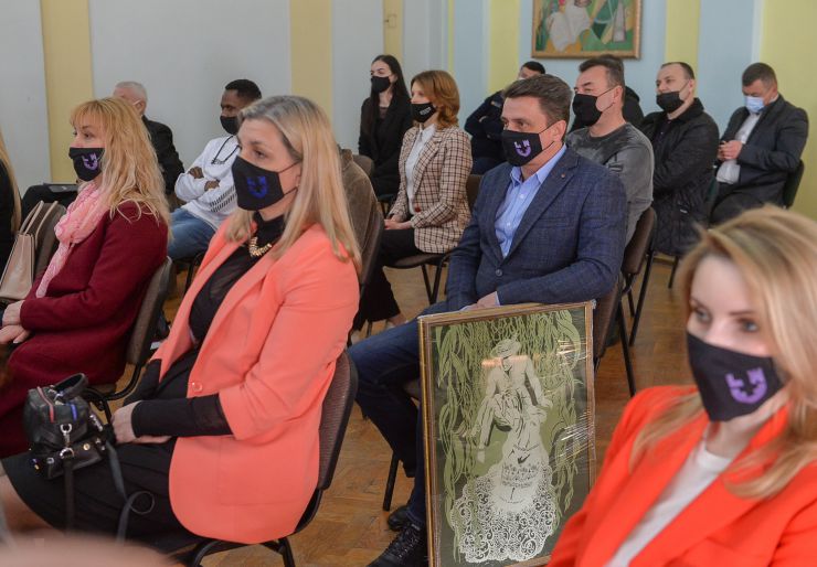 Робоча поїздка  Голови Верховної Ради України Дмитра Разумкова до Волинської області.
Переїзд до Волинського національного університету імені Лесі Українки. (м. Луцьк, проспект Волі, 13).
Ознайомлення з науково-педагогічною діяльністю навчального закладу.
