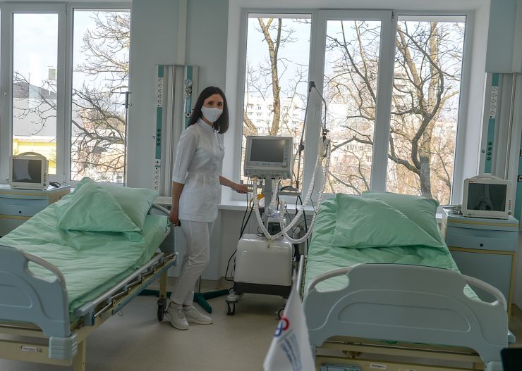 Робоча поїздка  Голови Верховної Ради України Дмитра Разумкова до Хмельницької області.
КНП «Хмельницький обласний серцево-судинний центр» Хмельницької обласної ради. (м.Хмельницький, вул. Володимирська, 85).
Участь Голови Верховної Ради України Д.О. РАЗУМКОВА в урочистій церемонії відкриття реконструйованого корпусу кардіологічного диспансеру.
Підхід до преси.
