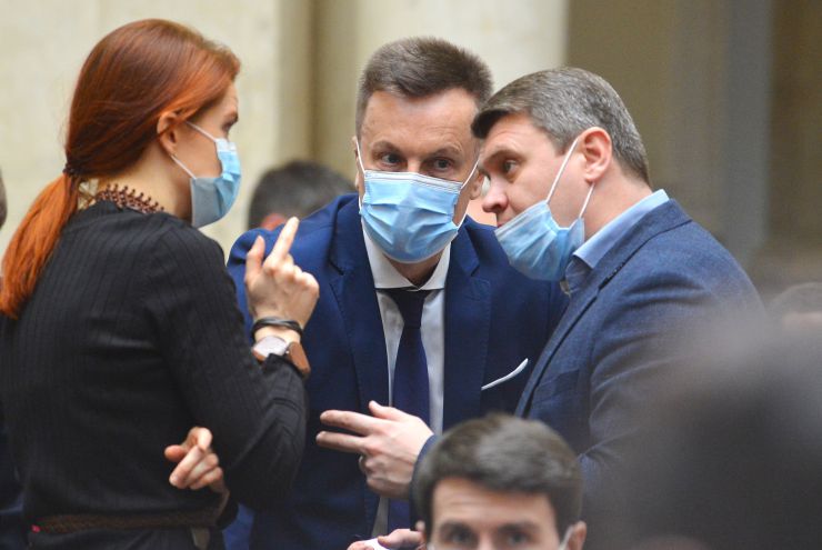 Пленарне засідання Верховної Ради України.

Голова Верховної Ради України Дмитро Разумков відкрив пленарне засідання. 

Народні депутати продовжують розглядати правки до законопроекту про внесення змін до Земельного кодексу України та інших законодавчих актів щодо удосконалення системи управління та дерегуляції у сфері земельних відносин №2194. Мар’яна Безугла СН Валентин Наливайченко Б Вадим Івченко Б
