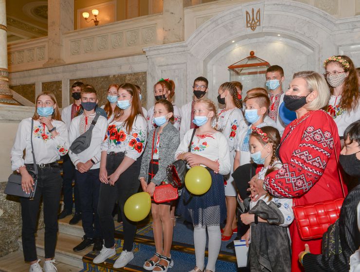Голова Верховної Ради України Дмитро Разумков,  Перший заступник Голови Верховної Ради України Руслан Стефанчук зустрілися з дітьми зі сходу України на екскурсії в Верховній Раді України
