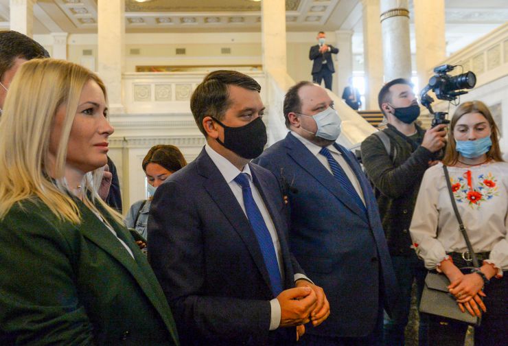 Голова Верховної Ради України Дмитро Разумков,  Перший заступник Голови Верховної Ради України Руслан Стефанчук зустрілися з дітьми зі сходу України на екскурсії в Верховній Раді України