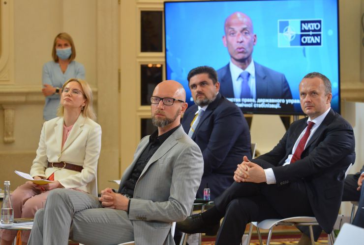 Заступниця Голови Верховної Ради України Олена Кондратюк взяла участь у роботі Молодіжного Київського Безпекового Форуму, заснованого Фондом Арсенія Яценюка «Відкрий Україну».