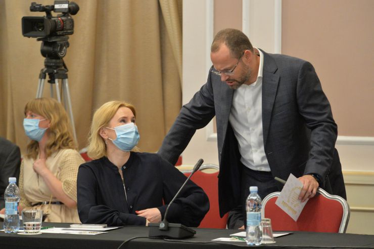 З нагоди 25-річчя Всеукраїнської Ради Церков та релігійних організацій 24 червня 2021 року  у Києві відбулися офіційні урочистості (церемонія першого погашення поштових марок 