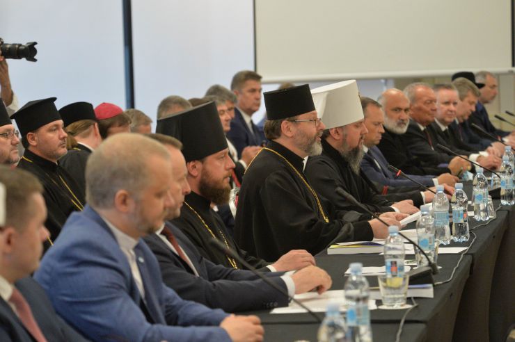 З нагоди 25-річчя Всеукраїнської Ради Церков та релігійних організацій 24 червня 2021 року  у Києві відбулися офіційні урочистості (церемонія першого погашення поштових марок 