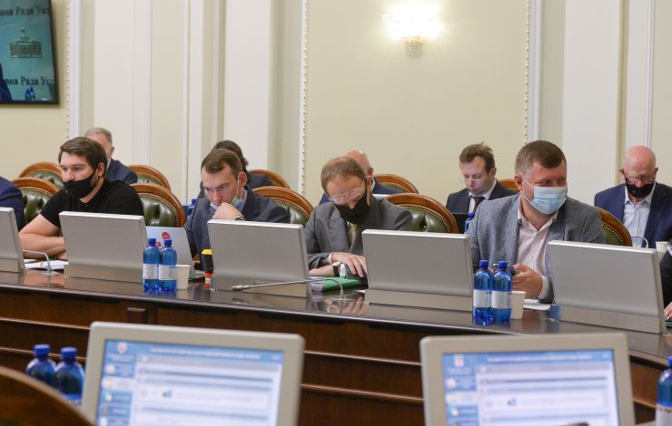 Погоджувальна рада у Верховній Раді України. Павло Халімон, Ярослав Железняк, Сергій Власенко, Олександр Корнієнко, Тарас Мельничук